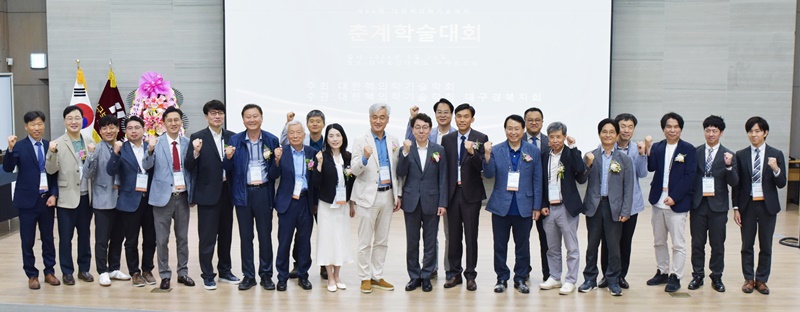 썸네일 66