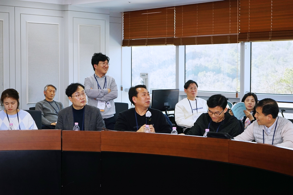 썸네일 28
