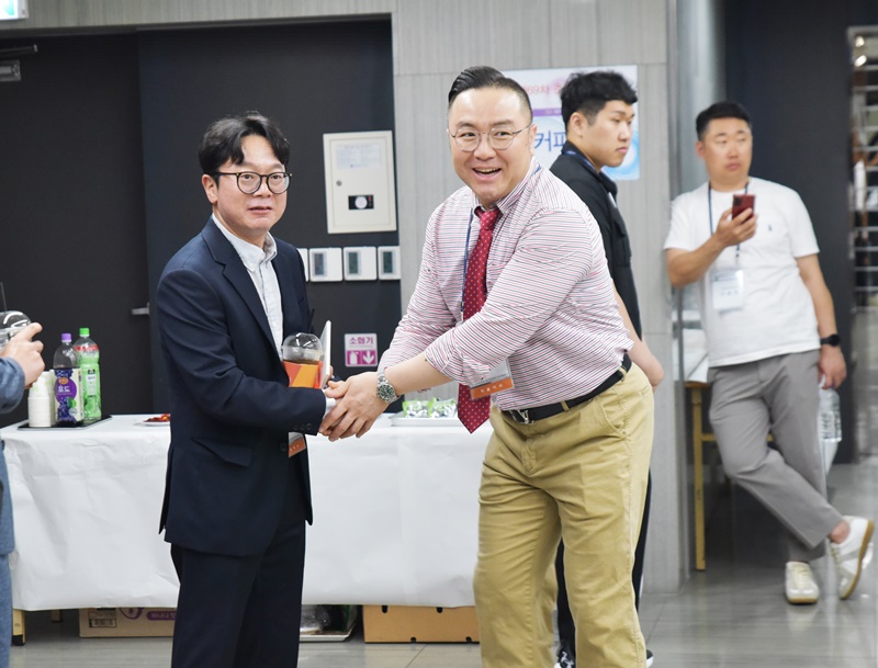 썸네일 43