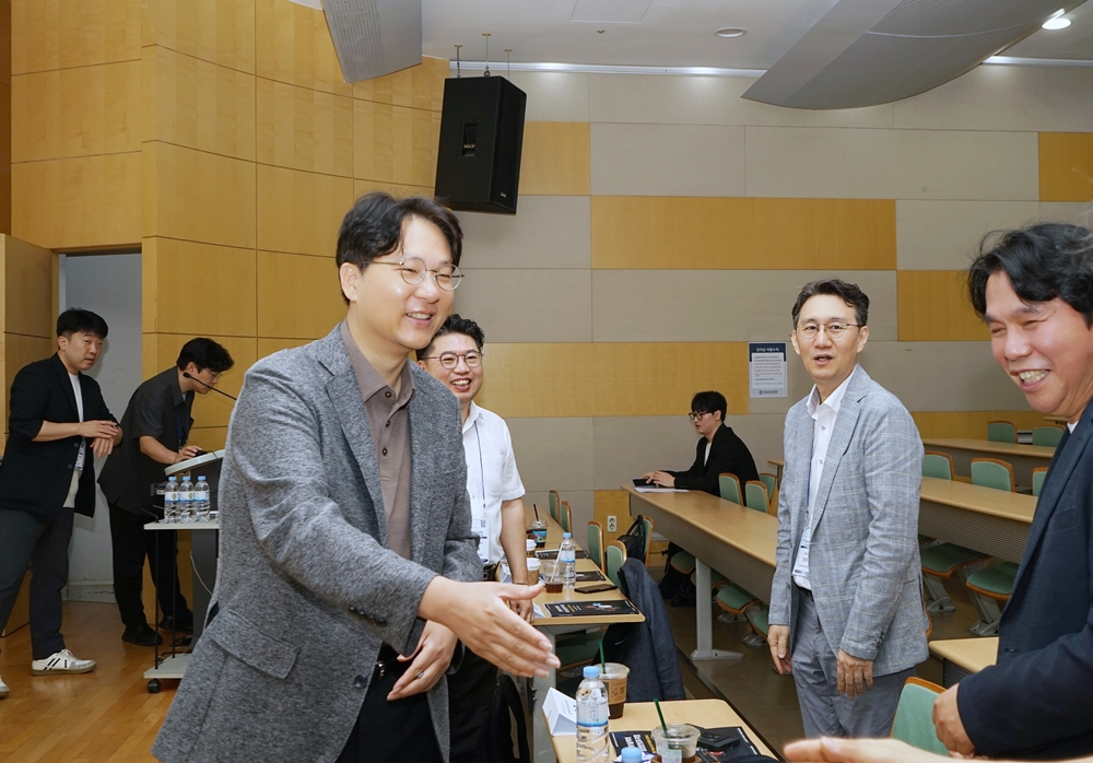 썸네일 46