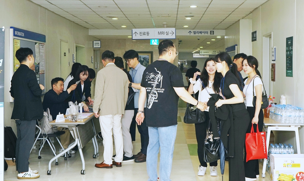 썸네일 19
